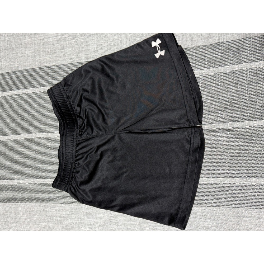 Under Armour Boys 5 Black Athletic Shorts Elastic Waist Logo size 5
